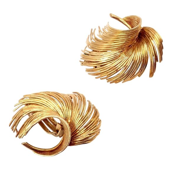 Authentic! Vintage Tiffany & Co 18k Yellow Gold Leaf Earrings - Picture 14 of 16